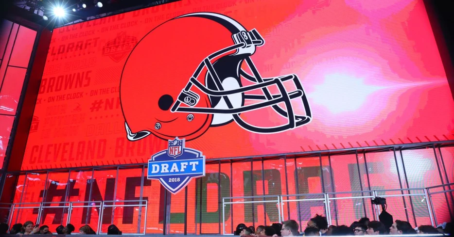 NFL draft: Browns race to the bottom, competition for top overall pick