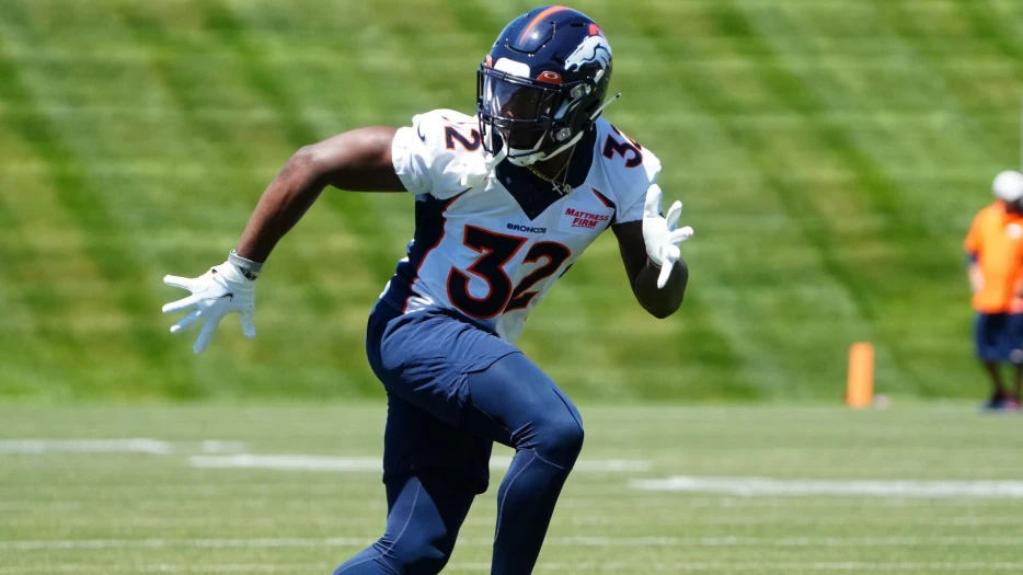 Denver Broncos safety Delarrin Turner-Yell reverts to IR for season