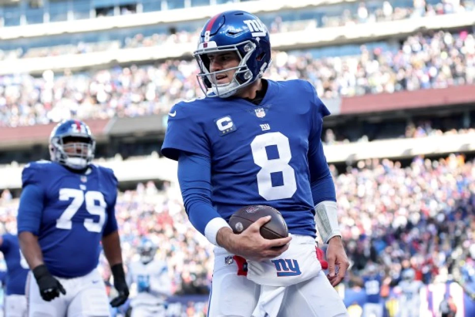 Giants' Pat Hanlon slams ESPN's Elle Duncan for mocking Daniel Jones