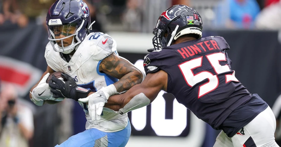 Texans lose a heartbreaker to the Titans 32-27