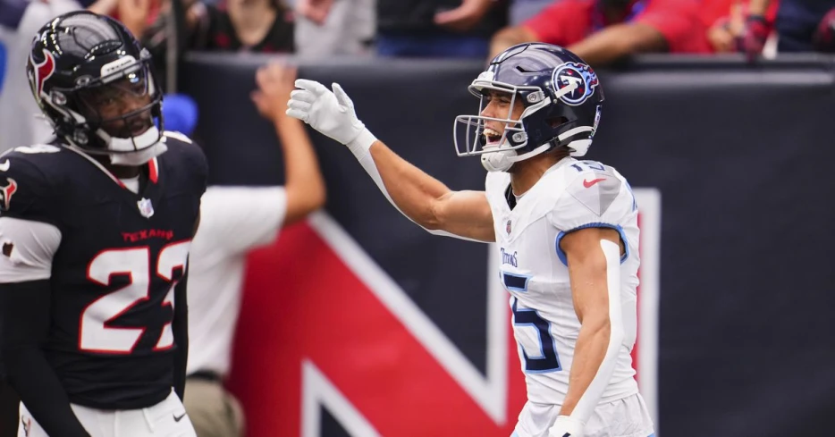 Titans get third win of the season 32-27 in Houston