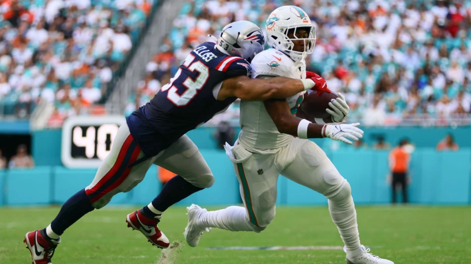 Two Studs, Three Duds From Patriots’ Unsightly Loss To Dolphins