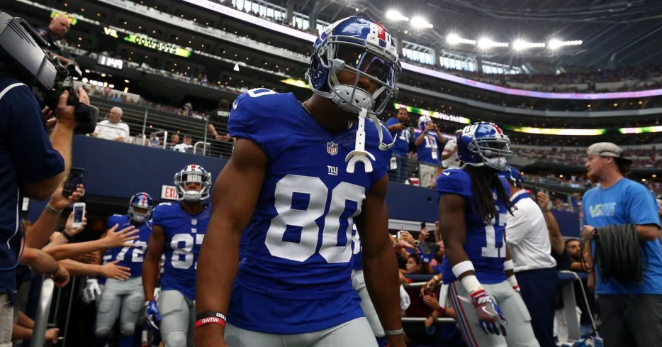 Victor Cruz agrees that playing against the Cowboys comes with a little extra motivation