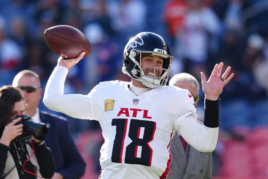 Why Is Kirk Cousins on the Sunday Night Football Pregame Show? Falcons QB Tries Out Broadcasting Gig During Bye Week