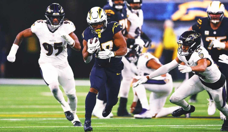 Chargers RB J.K. Dobbins suffers knee injury against Ravens