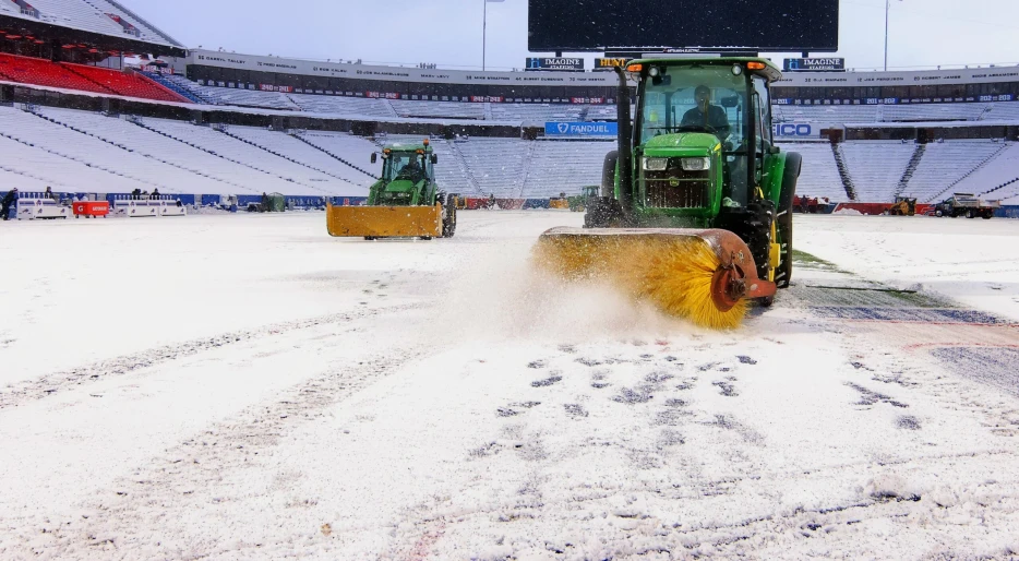 REPORT: Brutal Weather Expected To Wreak Havoc On Massive Week 13 Matchup Between Super Bowl Contenders