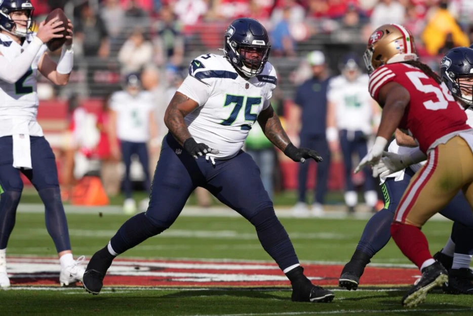 Seahawks Place G Anthony Bradford On IR, Designate T Stone Forsythe For Return