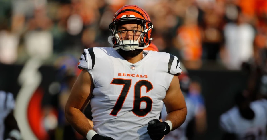 Bengals sign Devin Cochran to 53-man roster and Andrew Stueber to practice squad