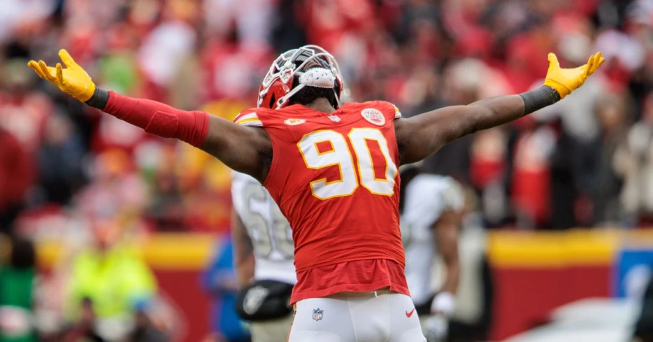 Chiefs-Raiders snap counts: Charles Omenihu casts a big shadow in return