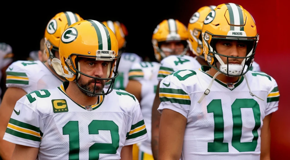 Aaron Rodgers Opens Up About His Depressing Reaction To The Packers Drafting Jordan Love In 2020