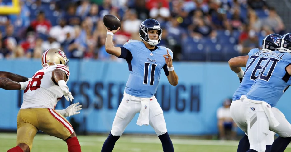 Titans Reacts Survey: Who SHOULD start for Tennessee at QB Sunday?