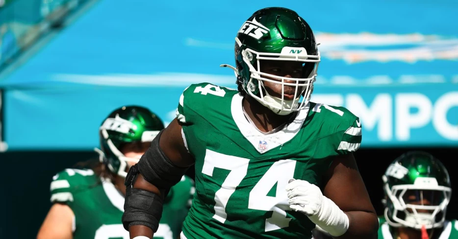 Jets offensive line showing promise long-term