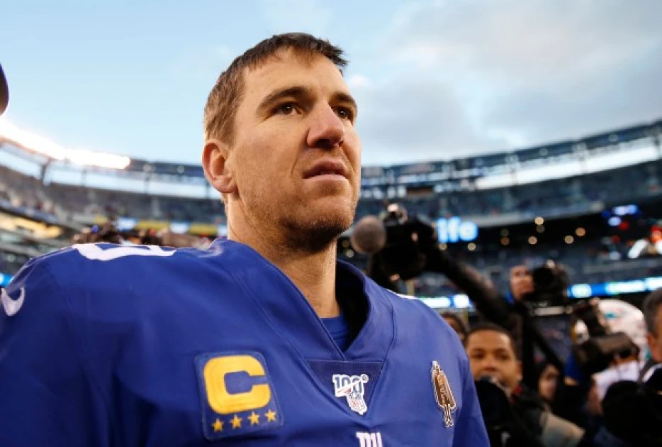 Giants legend Eli Manning named a 2025 Hall of Fame finalist