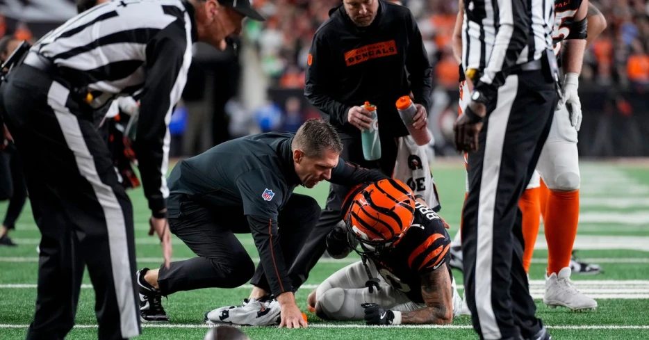 Zac Taylor explains his decisions at the end of regulation vs. Denver