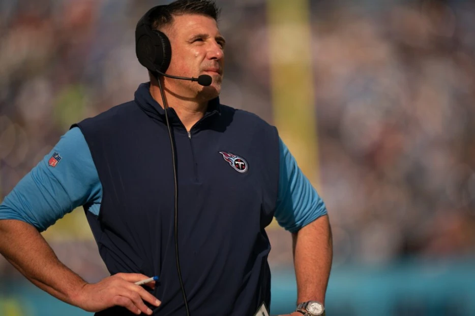 Patriots Arrange Mike Vrabel Interview, Met With Pep Hamilton For HC Job