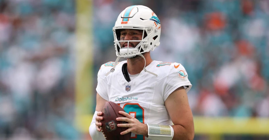 Skylar Thompson signs new contract...but not with Miami Dolphins