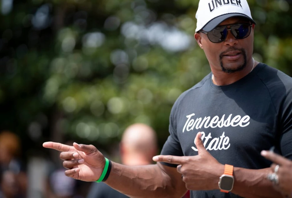 Bears To Interview Eddie George For Head Coaching Position