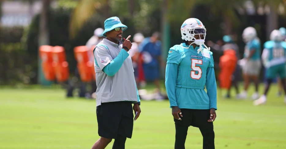 New Orleans Saints schedule second interview with Dolphins DC Anthony Weaver