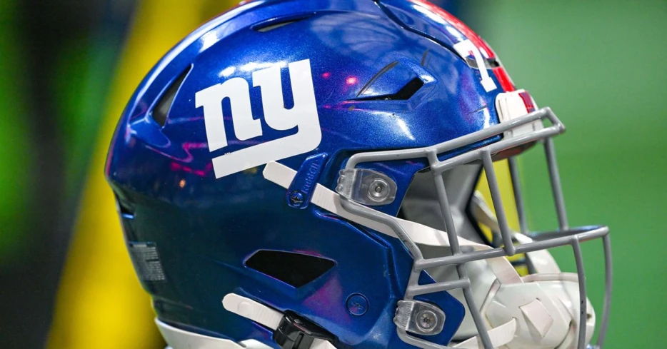 New York Giants lose defensive assistant to New England Patriots, per report