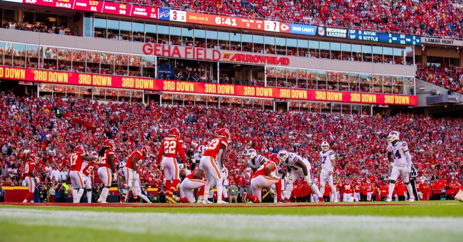 The AP staff (and our readers) pick the Chiefs-XXX game