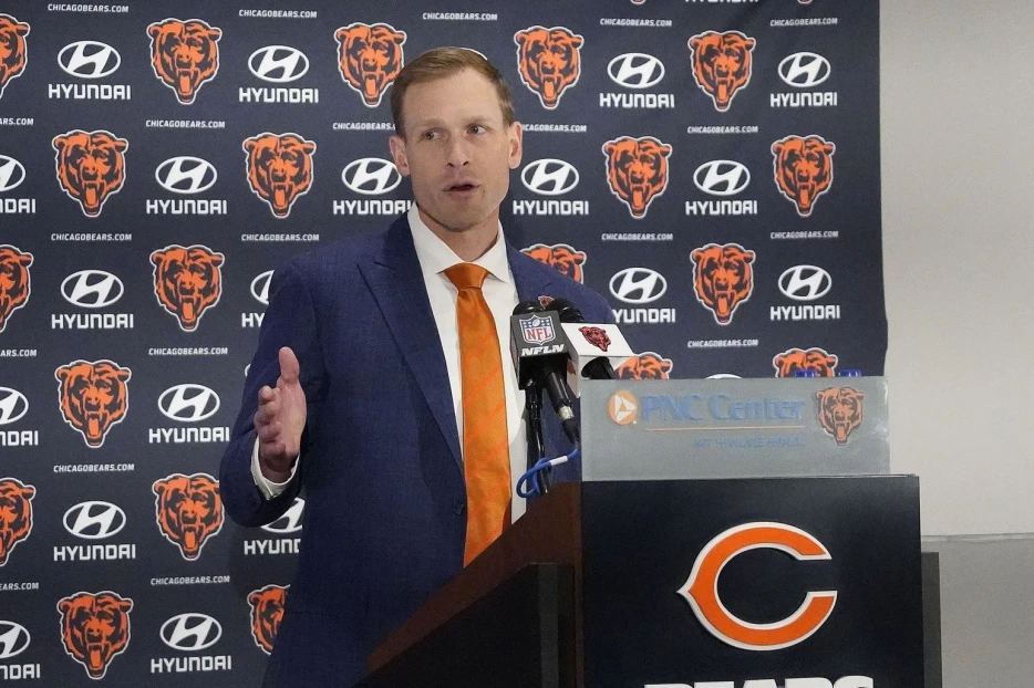 ‘This Is Spicy, They’re Not Pals’ – NFL Insider Weighs In on Bears HC Ben Johnson’s Not-So-Friendly Shot at Packers HC Matt LaFleur