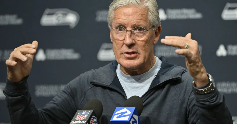 Breaking news: Raiders hire Pete Carroll as head coach