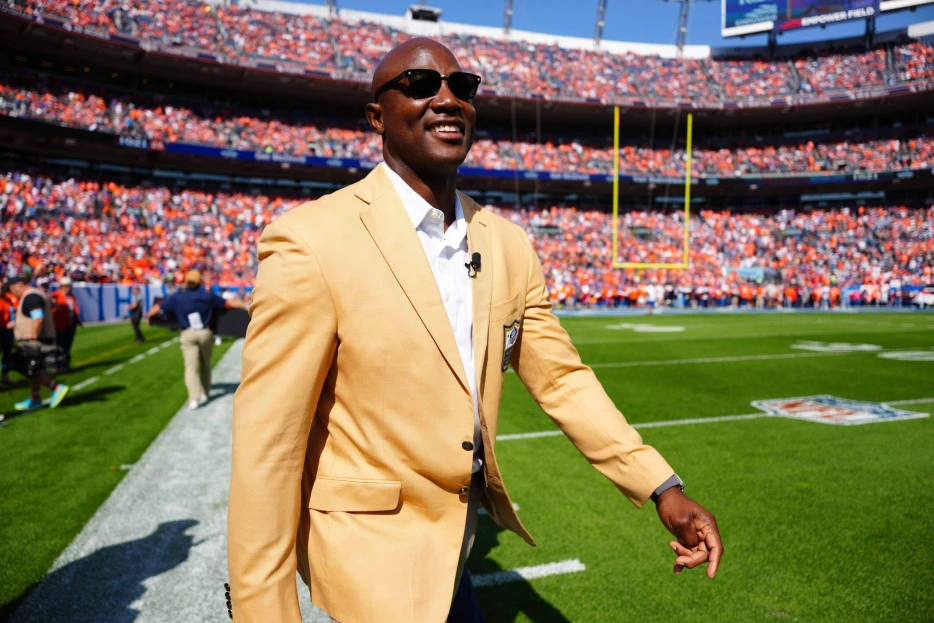 Cowboys Legend DeMarcus Ware Willing To Return to Dallas Under One Condition