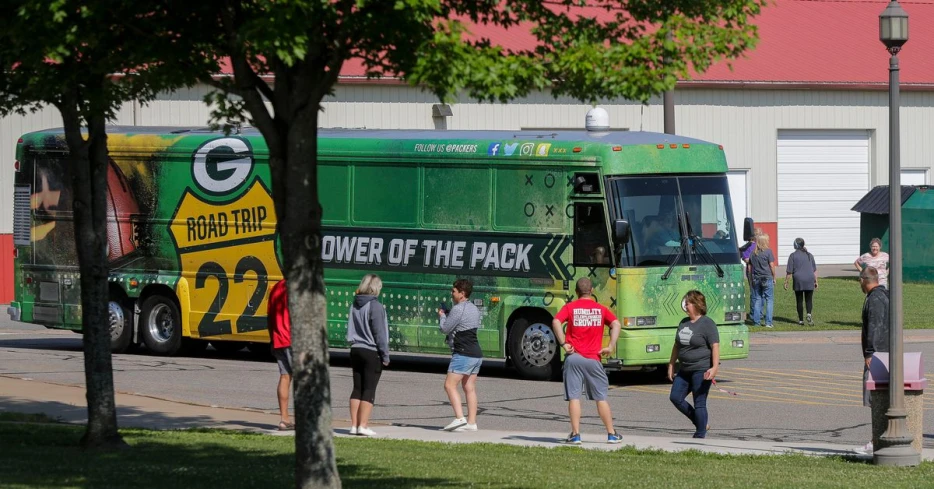 Friday Cheese Curds: Packers announce Tailgate Tour dates &amp; player participants