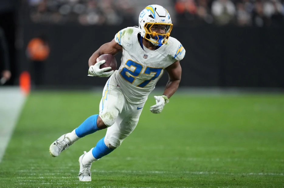 J.K. Dobbins Makes Feelings Known on Free Agency, Future With Chargers After Career Year