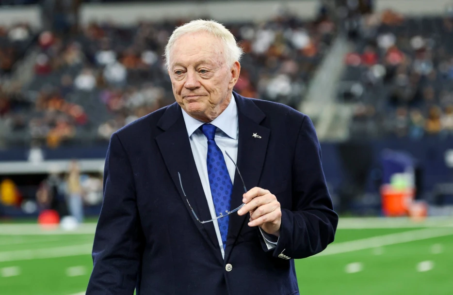 NFL Analyst Rips Cowboys Owner Jerry Jones for Lack of Urgency Finding a Head Coach as Candidates Come Off the Board