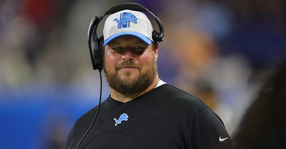 Report:  Lions OL coach Hank Fraley returning, getting promotion