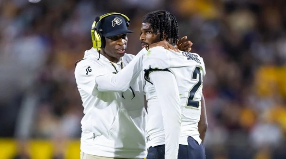 Deion Sanders crashed Shedeur's meeting with the Tennessee Titans on FaceTime