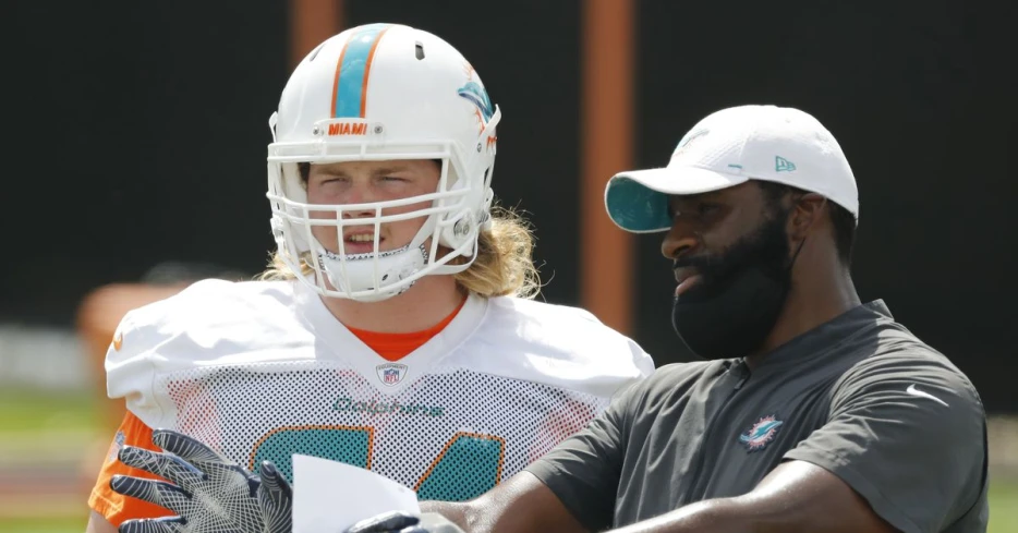 Dolphins land scouting opportunity of offensive line talent at 2025 Senior Bowl