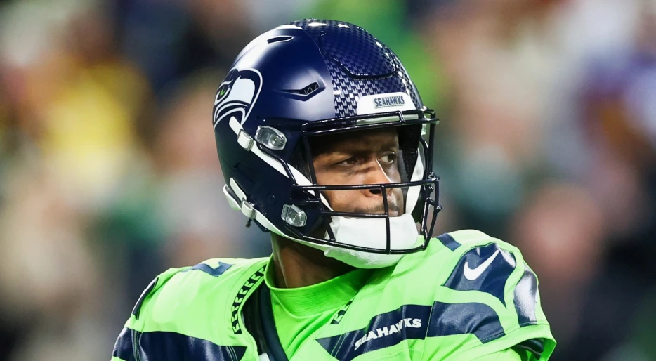 Seattle Seahawks Stun The NFL By Sending QB Geno Smith To NFC Rival In Blockbuster Trade Proposal