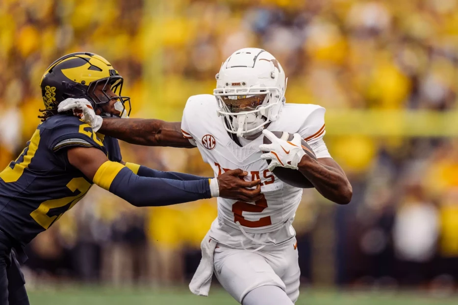 Steelers Projected to Land Texas WR in NFL.com Mock Draft