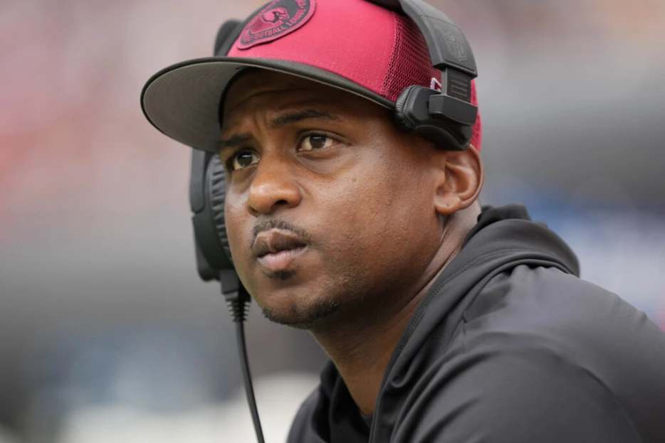 Bears Request OC Interview With Cardinals’ Israel Woolfork