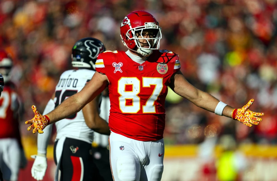 Does Travis Kelce Perform Better in Front of Taylor Swift? Chiefs Superstar’s Stats, Record When His Girlfriend Is in Attendance