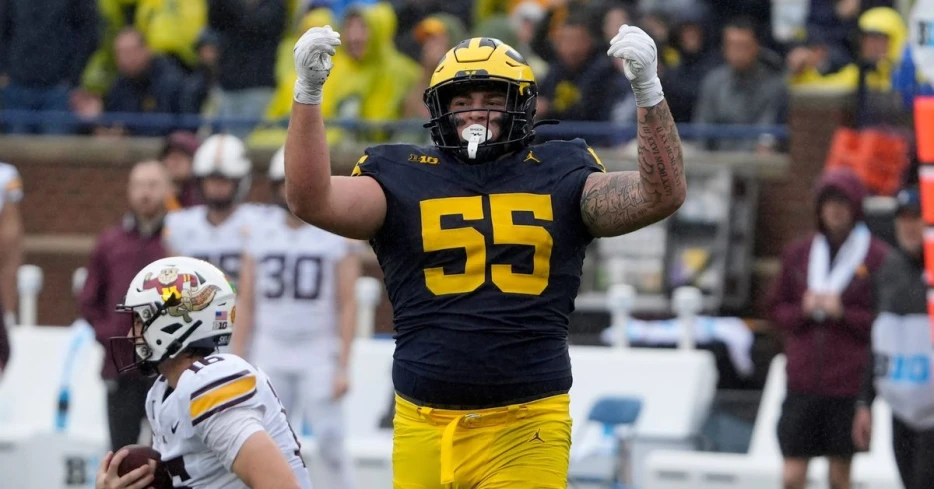 7-round mock draft 1.0: Patriots beef up trenches after first-round trade