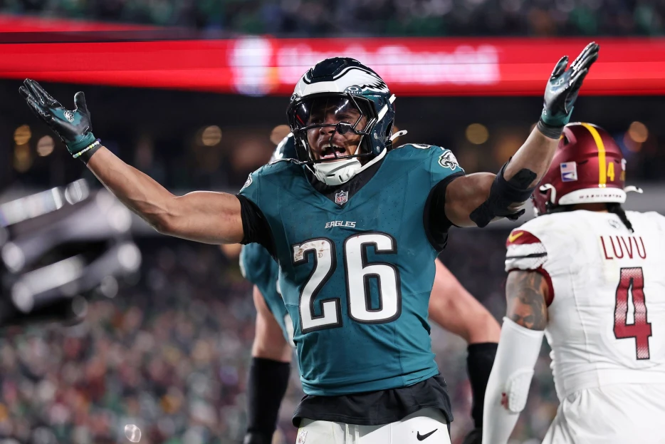 ‘Best GM for Sure’ – Fans in Agreement as Greg Olsen Makes Bold Claim on Eagles’ Maneuvers Including Saquon Barkley