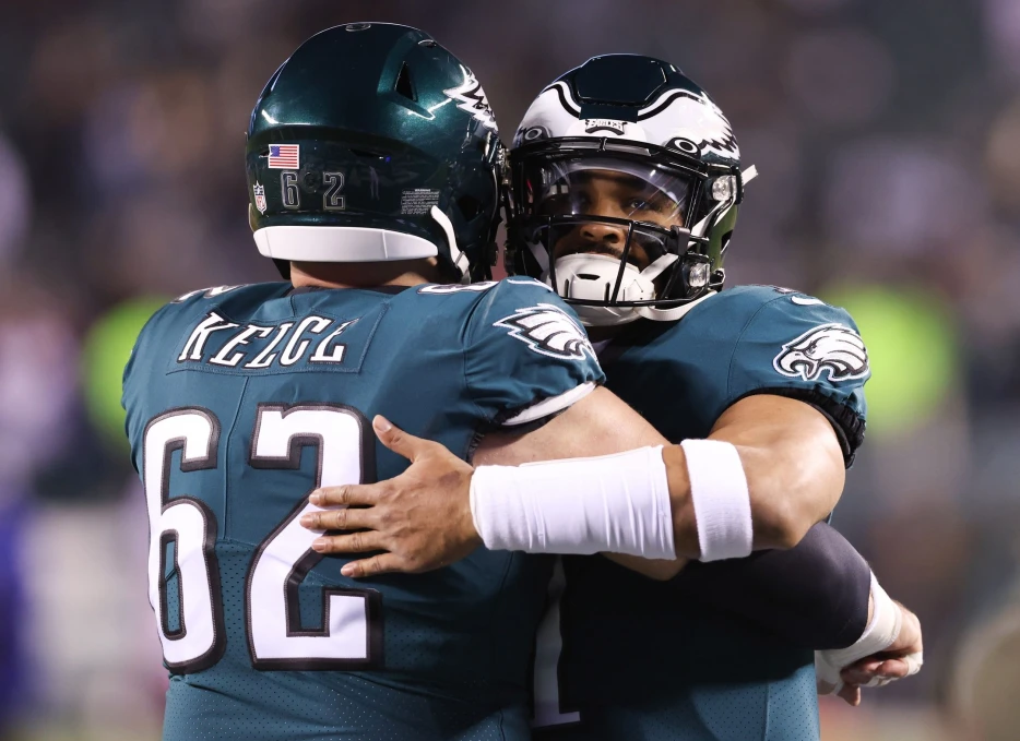 Eagles Legend Jason Kelce Shares 5-Word Reaction to Jalen Hurts’ Epic Cigar-Lighting Celebration After NFC Championship Win