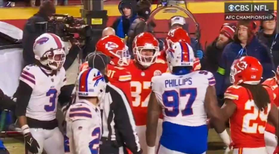 “He’s Such An Embarrassment”: Everyone Is Calling Out Chiefs TE Travis Kelce For His Disrespectful Act During AFC Title Game vs. Bills (VIDEO)