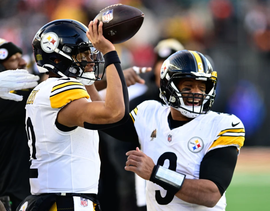 It’ll Be Justin Fields or Russell Wilson, Not Both, for Steelers in 2025