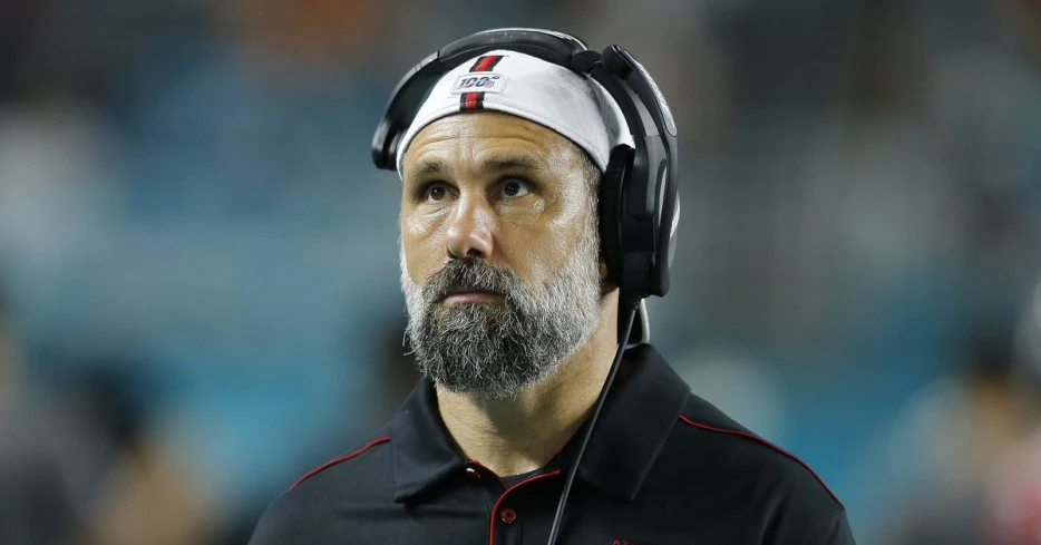 Jeff Ulbrich vows to fix pass rush, confirms he will call plays for Falcons in 2025