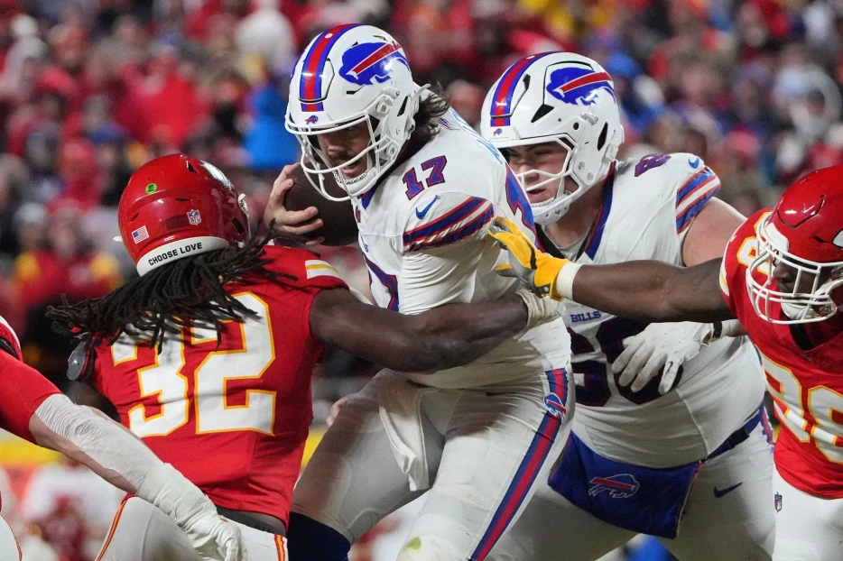 ‘Refs Stopped the Bills on 4th Down!’ – Fans Call Out Referees for Game-Changing Controversial Decision in AFC Championship Game