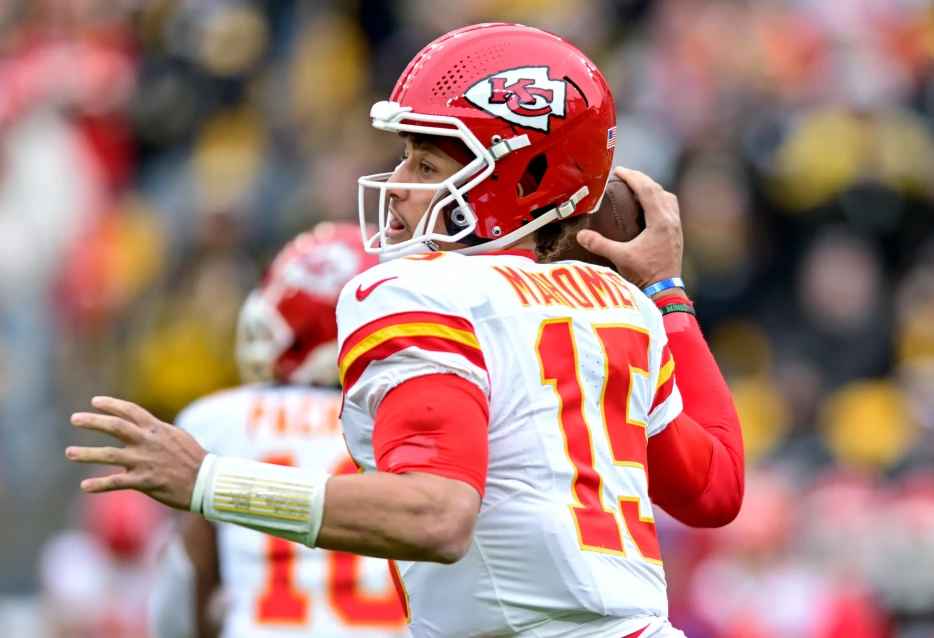 Steelers All-Pro Cam Heyward Calls Patrick Mahomes a ‘Great Flopper’