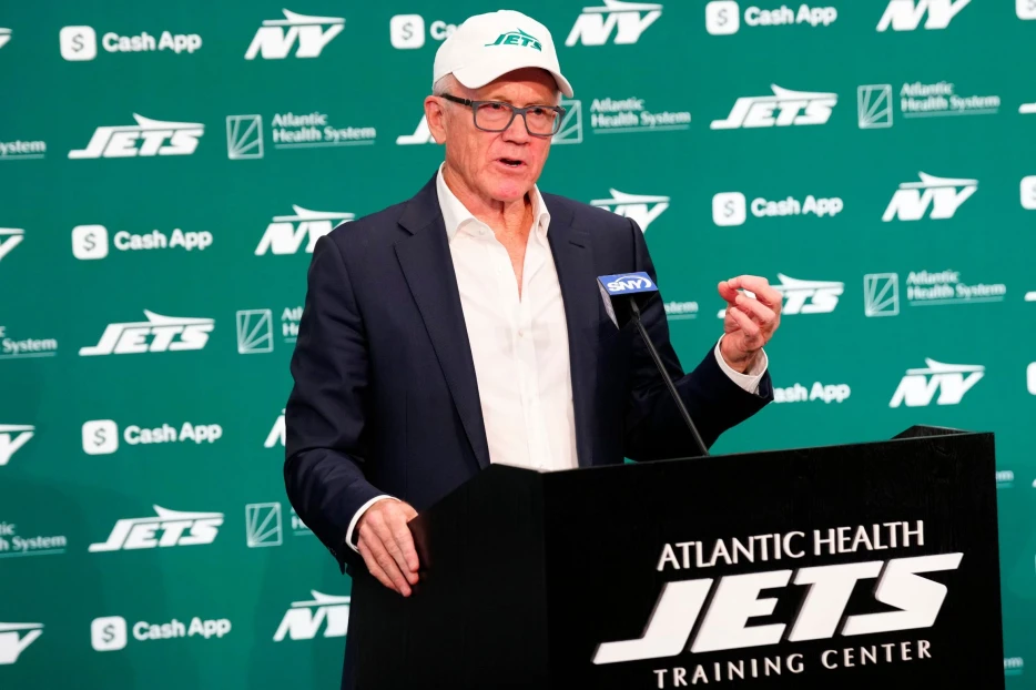 Woody Johnson Reveals the Future of Aaron Rodgers as a New York Jet