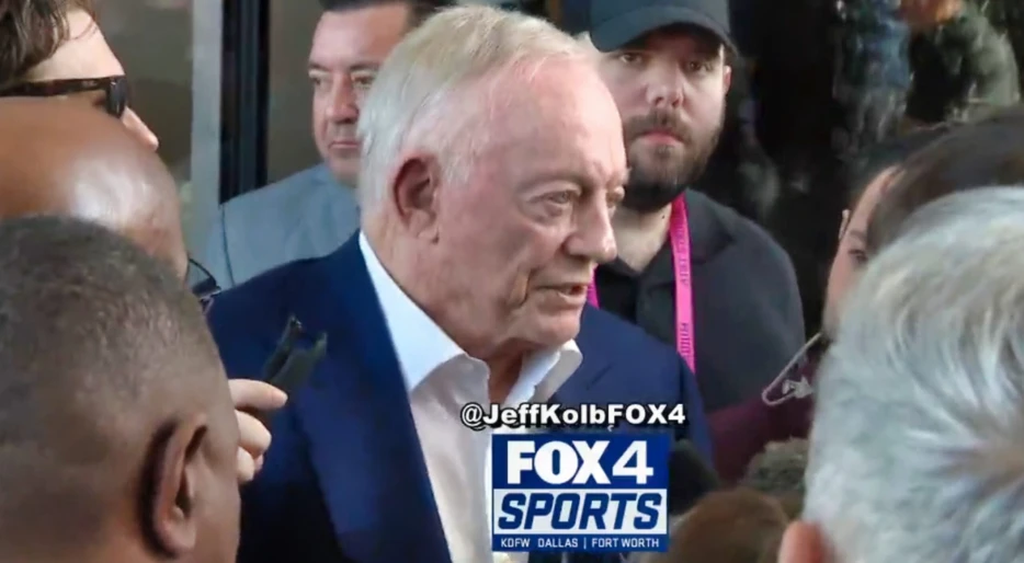 Jerry Jones’ Bizarre Obsession With “Glory Holes” Reared Its Ugly Head Again During Strange Conversation With Reporters