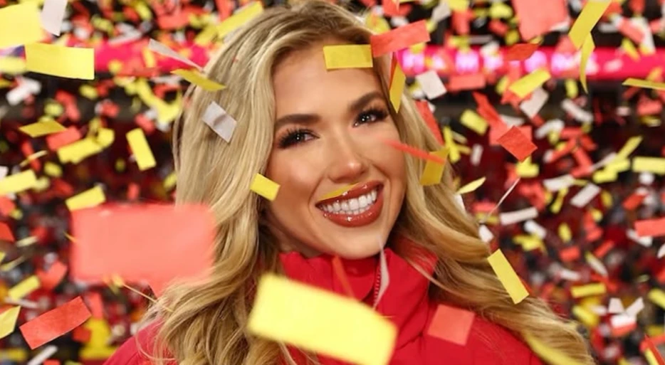 PHOTOS: Chiefs Heiress Gracie Hunt Was Turning Heads In Her All-Red Spicy Outfit At Arrowhead Stadium For AFC Championship Game