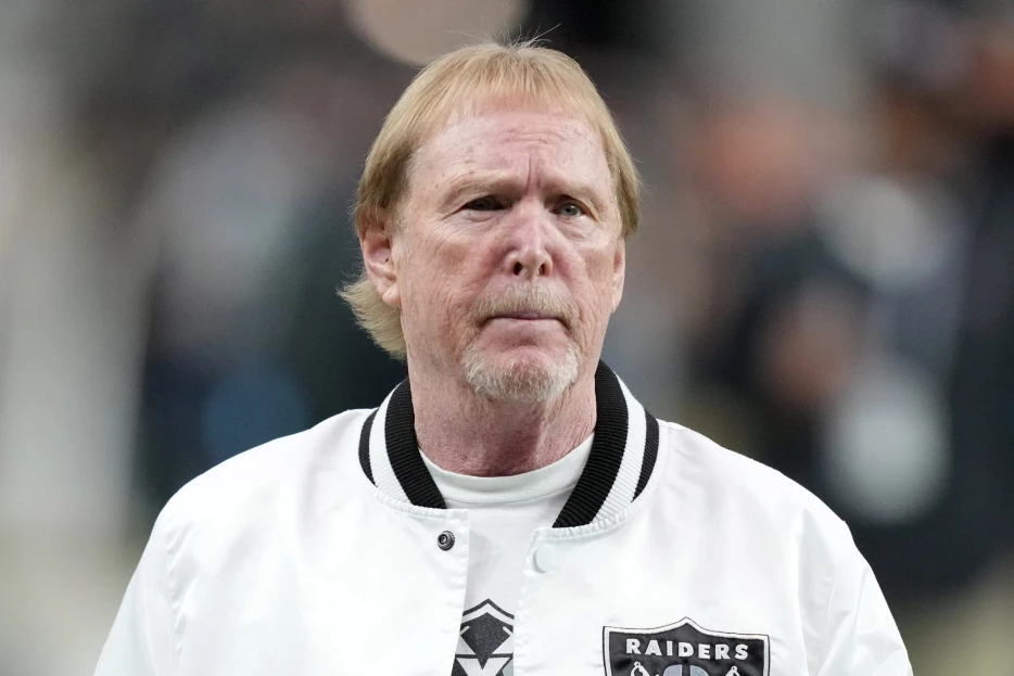 Raiders Owner Mark Davis Publicly Sympathizes With Jon Gruden When Discussing Rebuilding Plan