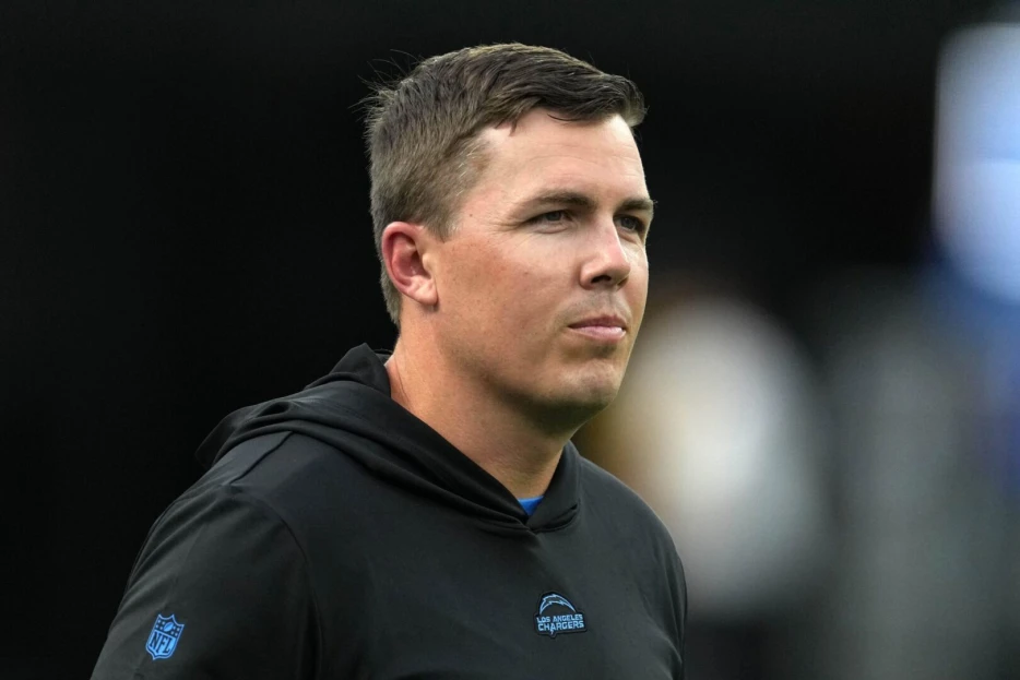 Saints Interviewing Kellen Moore For HC Position